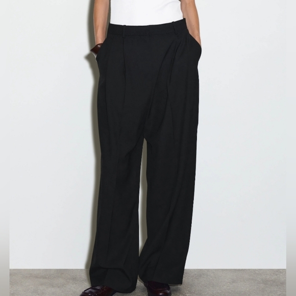 COS Pants - NWT Cos Relaxed Fluid Wide-LegPants Black Wide-Leg Trousers Sz 34/4